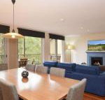 Villa 3br De Saran Resort Condo located within Cypress Lakes Resort nothing is more central - Hotels Melbourne