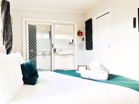 Charming Cottage At The Wines Hunter Valley - Hotels Melbourne 3