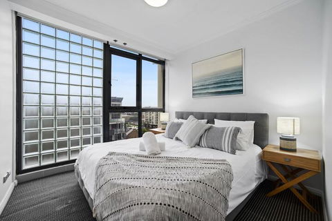 Stylish & Spacious Apt With Double Living Room - Hotels Melbourne 4