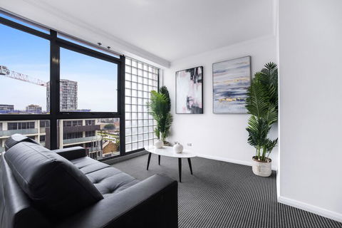 Stylish & Spacious Apt With Double Living Room - Hotels Melbourne 1