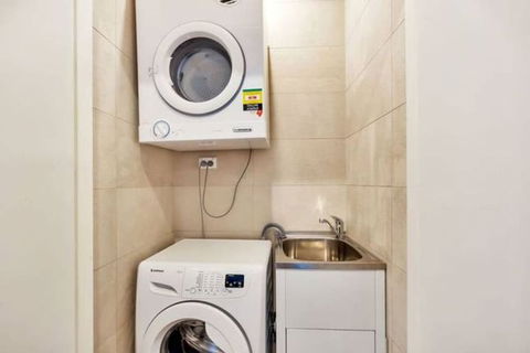 3 Bedroom Terrace At Harbour Bridge - Hotels Melbourne 6