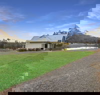 Brokenback Views Country Estate - Hotels Melbourne