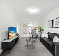 Modern Luxury Apartment Walking Distance to Train Station - Hotels Melbourne