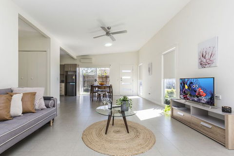 2 Bedroom With Parking Near Central Cessnock - Hotels Melbourne 7