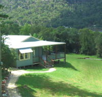 Singletons Retreat - Hotels Melbourne