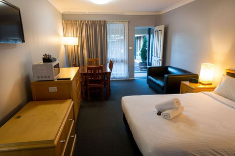 Old Maitland Inn - Hotels Melbourne 3