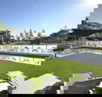 Beach Club Resort - Hotels Melbourne