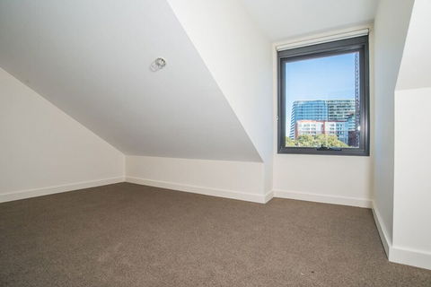 Lovely & Luxurious Townhouse In Zetland - Hotels Melbourne 3