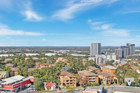 SouthWest LIVERPOOL Amazing View 2Bed APT NLP100A - Hotels Melbourne 0