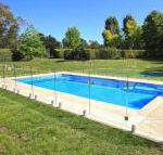 Sarnia period home in garden oasis with pool - Hotels Melbourne