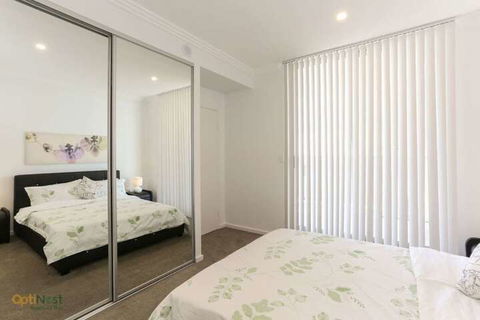Modern, Spacious Apt@liverpool With Incredible Views - Hotels Melbourne 5