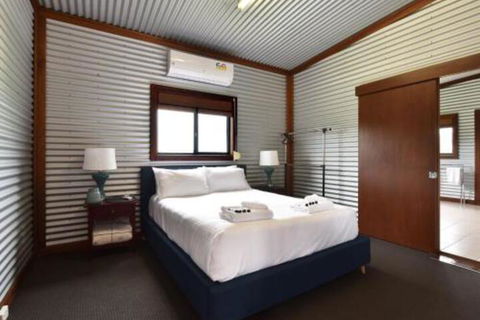 Kelman Cottage Tucked Away With Pool + Native Wildlife - Hotels Melbourne 3