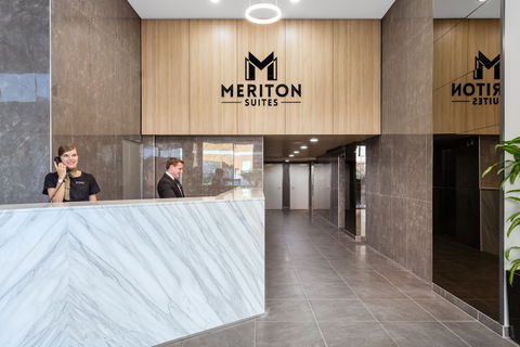 Meriton Serviced Apartments Danks Street - Hotels Melbourne 6