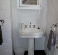 Clydes at Mount View - Hotels Melbourne
