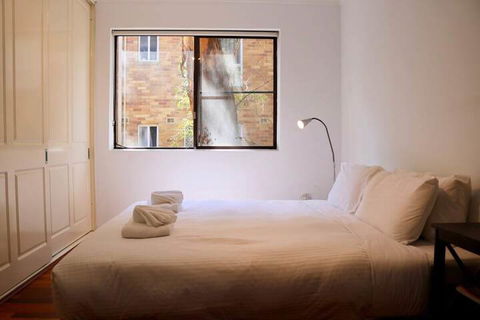 Spacious 3 Bedroom Apartment 20 Min To The CBD - Hotels Melbourne 1