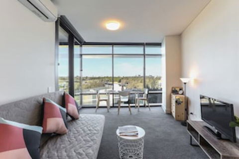 Highrise Apartment At Olympic Park - Hotels Melbourne 0