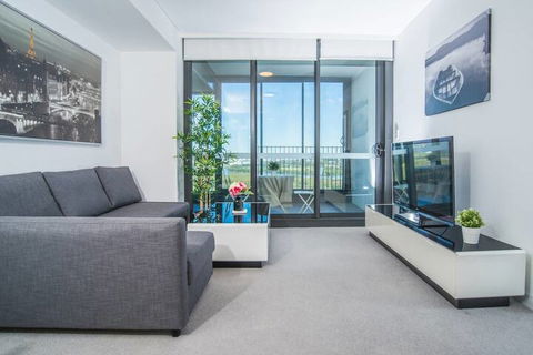 Minimalism Modern Apartment With Water View - Hotels Melbourne 4