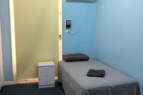 The Pink House - Hotels Melbourne 3