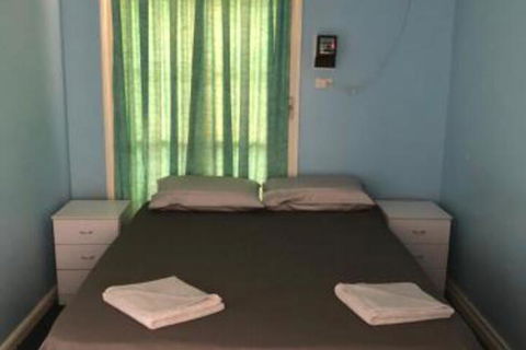 The Pink House - Hotels Melbourne 0