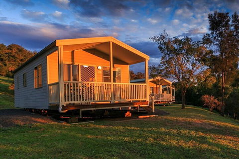 Reflections Holiday Parks Lake Glenbawn - Hotels Melbourne 2