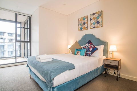 Bright & Modern! 2bed 2bath APT With Parking - Hotels Melbourne 5