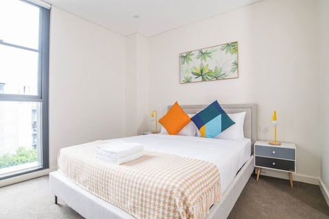 Bright & Modern! 2bed 2bath APT With Parking - Hotels Melbourne 7