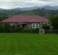 Mansfield Cottage - Hotels Melbourne