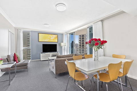 Ocean & Riverview At Chevron Renaissance - Hotels Melbourne 3