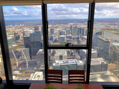 ON TOP Of THE WORLD BEST VIEWS In MELBOURNE !! - Hotels Melbourne 1