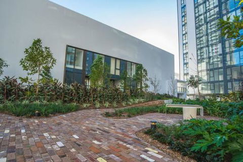 STUNNING Luxury 2beds2bathAPT AtCBD (Haymarket) - Hotels Melbourne 1