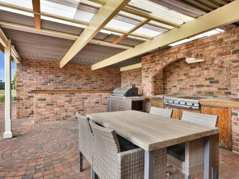 Wine Country Homestead Estate - Hotels Melbourne 1