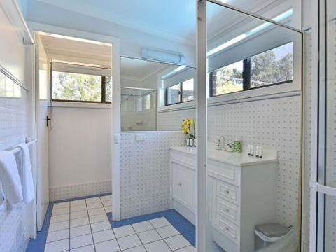 Just Listed Blaxlands Homestead The Very Best Location In The Valley Walk To Everything - Hotels Melbourne 2