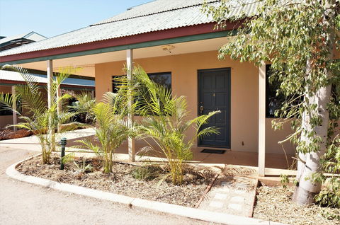 Ningaloo Breeze Villa 4 - Hotels Melbourne 1