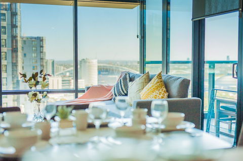 Luxury 2bed2bath APT @opaltower +view - Hotels Melbourne 5