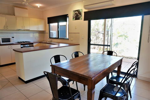 Ningaloo Breeze Villa 3 - Hotels Melbourne 3