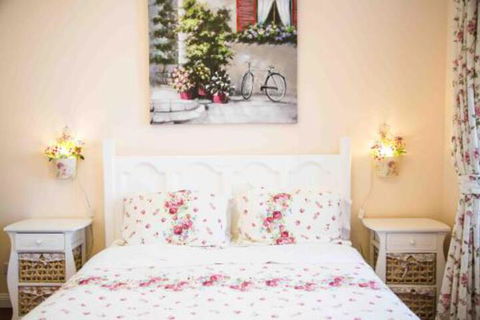 4 Ensuite Chelsea Villa CBD Airport - Hotels Melbourne 6