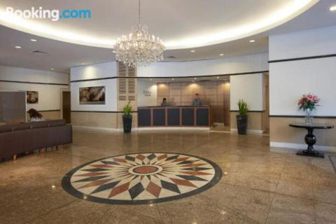 Bond 215 - Hotels Melbourne 5