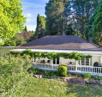 Redwood Cottage Burradoo getaway Southern Highlands 4pm Check Out Sunday - Hotels Melbourne