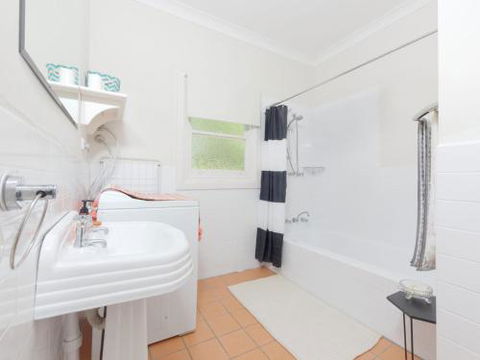 Redwood Cottage Burradoo Getaway Southern Highlands 4pm Check Out Sunday - Hotels Melbourne 3