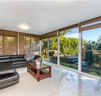 Spacious 4 Bedroom House The Hill - Hotels Melbourne