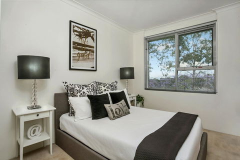 Chatswood Convenience JANET - Hotels Melbourne 1