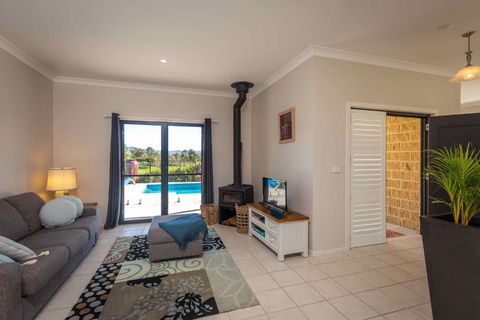 Mandalay Villas - Villa 2 - Hotels Melbourne 2