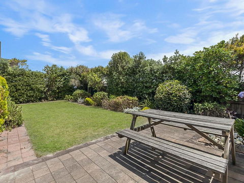 Swimmers Rest - Uninterrupted Panoramic Ocean Views - 1 Bedroom - Hotels Melbourne 6