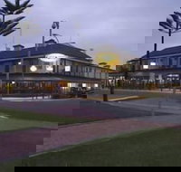 Grand Tasman Hotel - Hotels Melbourne