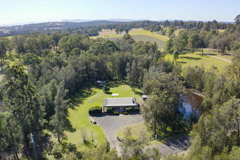 Misty Glen Cottage - Hotels Melbourne 1