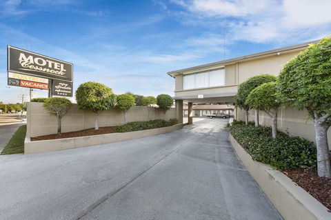 Cessnock Motel - Hotels Melbourne 3