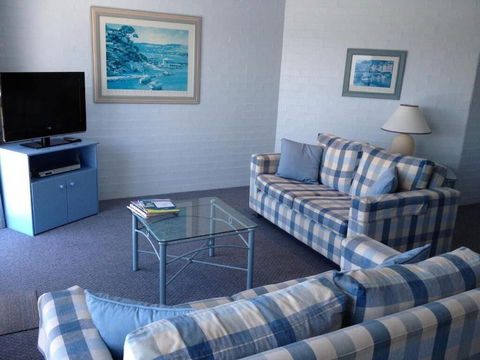 Breakers Apartments Mollymook - Hotels Melbourne 5