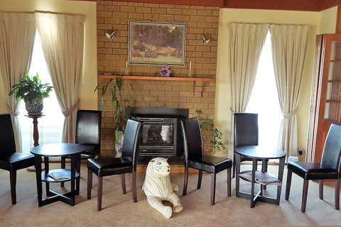 Hepburn Springs Motor Inn - Hotels Melbourne 7