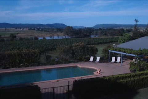 Tranquil Vale Vineyard & Cottages - Hotels Melbourne 2