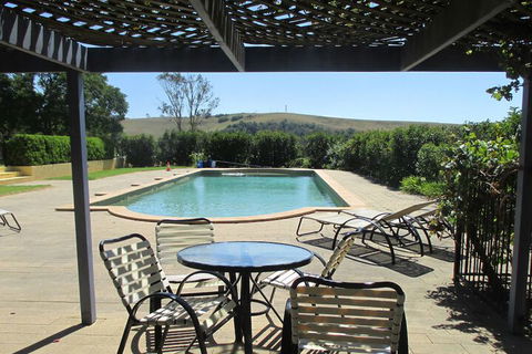 Tranquil Vale Vineyard & Cottages - Hotels Melbourne 1